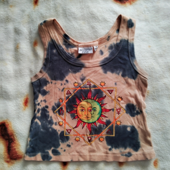 🖤3for25🖤 Mighty Fine Tie-Dye Boho Sun and Moon Crop Tank Top - Picture 1 of 5